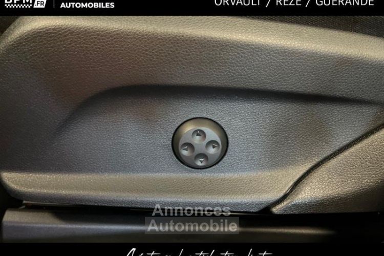 Mercedes GLC Coupé 300 de 194+122ch AMG Line 4Matic 9G-Tronic - <small></small> 69.900 € <small>TTC</small> - #14