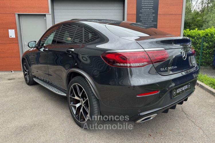 Mercedes GLC Coupé 300 de AMG Line 4Matic 194 h + 122 ch 05/2021 - <small></small> 49.990 € <small>TTC</small> - #2