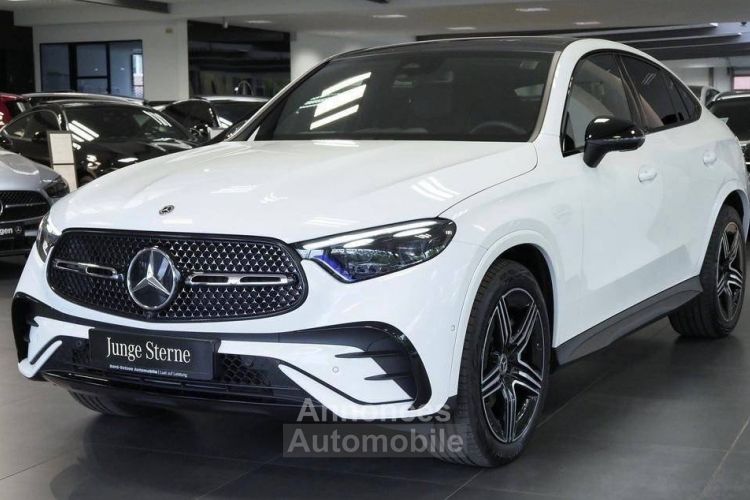 Mercedes GLC Coupé COUPE 200/4MAMG/PANO/HUD/360° - <small></small> 63.900 € <small>TTC</small> - #1