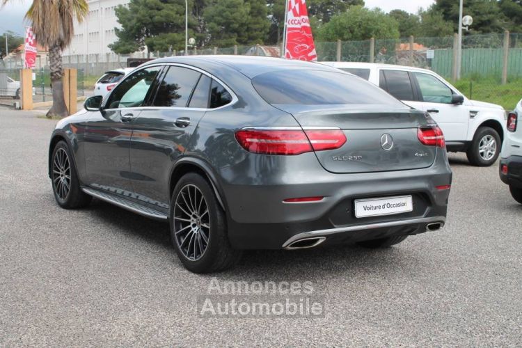 Mercedes GLC Coupé COUPE 250 4MATIC BVA 9G-TRONIC 211CV PACK SPORT/FASCINATION FULL OPTIONS 2017 ETAT NEUF GTIE 12 - <small></small> 38.990 € <small>TTC</small> - #102