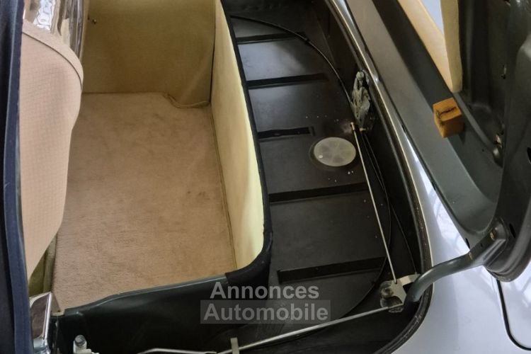 Mercedes SL 280 boîte mécanique 5 vitesses - <small></small> 51.700 € <small>TTC</small> - #31