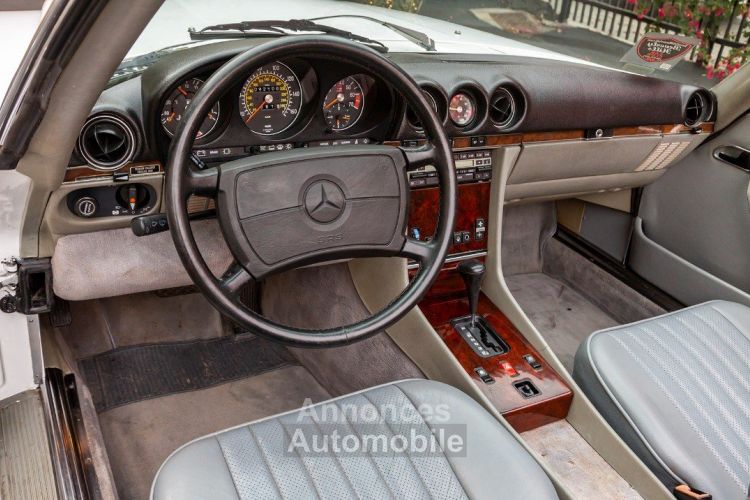 Mercedes SL 560  - <small></small> 30.900 € <small>TTC</small> - #8