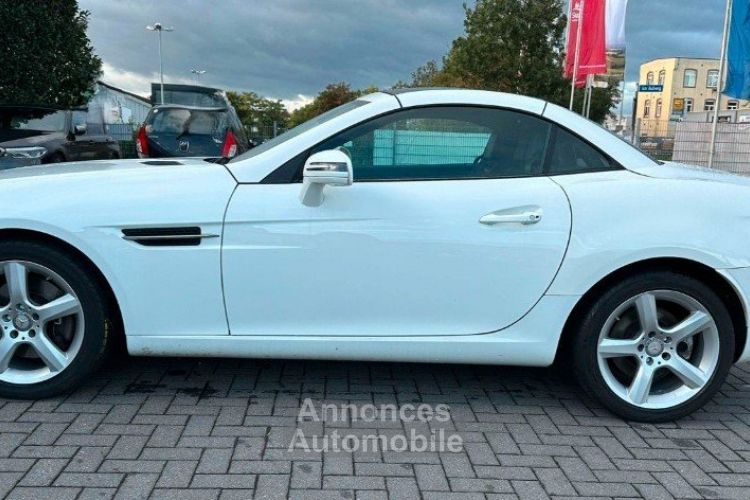 Mercedes SLC 200 184ch 9G-Tronic/ 08/2016 - <small></small> 23.990 € <small>TTC</small> - #1