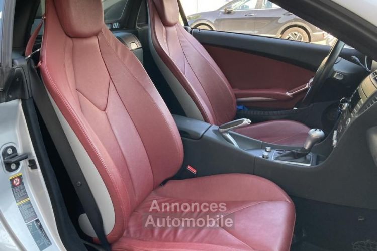 Mercedes SLK Classe Mercedes 1.8 200 KOMPRESSOR 165Ch SPORT BVA FAIBLE KILOMETRAGE - <small></small> 18.990 € <small>TTC</small> - #12