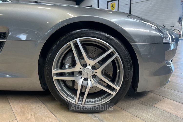 Mercedes SLS AMG roadster v8 571 6.3 speedshift dct 7 bang olufsen fr - <small></small> 239.900 € <small>TTC</small> - #41