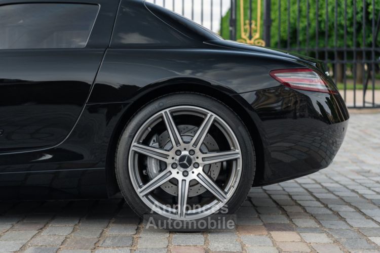 Mercedes SLS AMG *Obsidian Black* - <small></small> 239.900 € <small>TTC</small> - #41