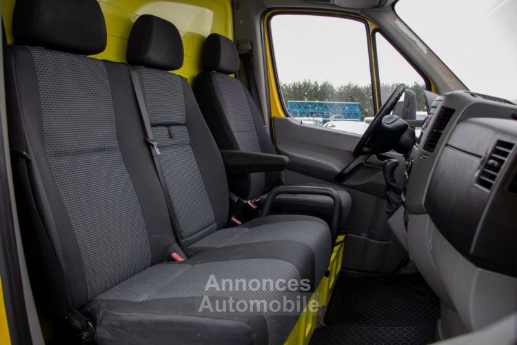 Mercedes Sprinter 516 CDi Aut. Glasresteel - 1 EIGENAAR - LICHTE VRACHT - GLASTRANSPORT - 3 PLAATSEN - BTW AFTREKBAAR - <small></small> 13.999 € <small>TTC</small> - #14