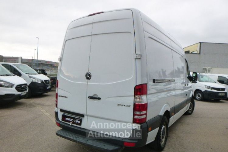 Mercedes Sprinter II Fourgon 2.2 CDI - <small></small> 12.990 € <small>TTC</small> - #2