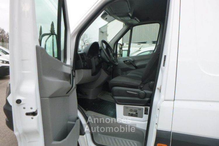 Mercedes Sprinter II Fourgon 2.2 CDI - <small></small> 12.990 € <small>TTC</small> - #8