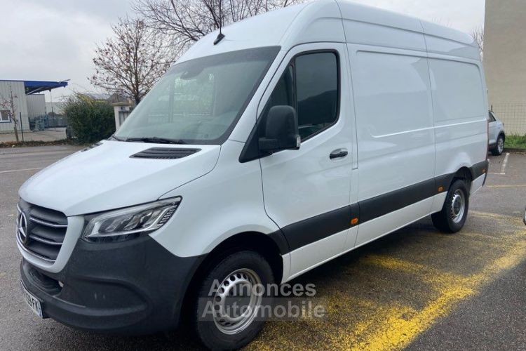 Mercedes Sprinter MERCEDES BENZ L2H2 319 CDI V6 190 CH 3T5 PROPULSION Camera 360 Carplay Regulateur adaptatif - <small></small> 37.990 € <small>TTC</small> - #1