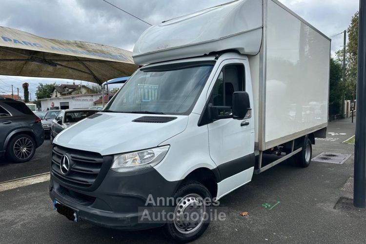 Mercedes Sprinter Mercedes BOÎTE AUTO 20M3 avec hayon 2.2L turbo 143 29.990TTC 1er main - <small></small> 29.990 € <small>TTC</small> - #1