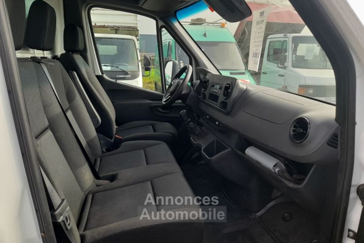 Mercedes Sprinter Mercedes Caisse Hayon 20m3 514 CDI 143cv Année 2020 Carnet d'entretien complet - <small></small> 26.340 € <small>TTC</small> - #5