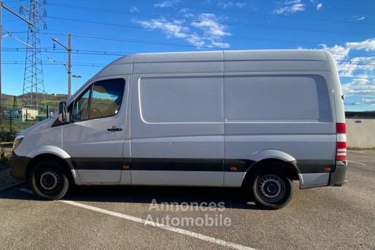 Mercedes Sprinter Mercedes VU FOURGON 2.2 130CH 213 - <small></small> 15.990 € <small>TTC</small> - #4