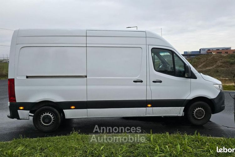 Mercedes Sprinter Mercedes VU FOURGON 2.2 214 CDI 145 3T0+TVA RECUPERABLE - <small></small> 20.230 € <small>TTC</small> - #8