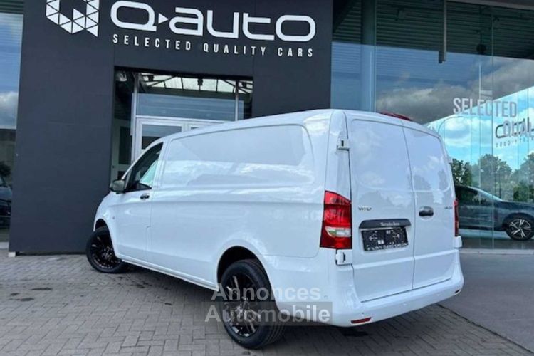 Mercedes Vito 114d L2 - Carplay - PDC - Camera - Cruise Controle - <small></small> 31.900 € <small>TTC</small> - #4