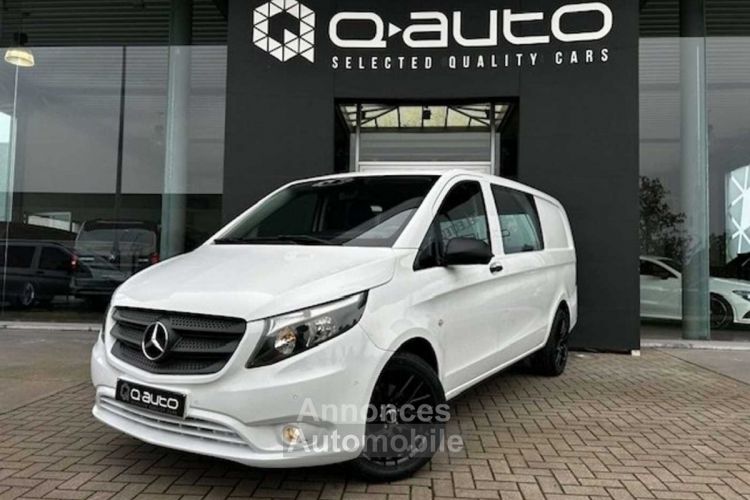 Mercedes Vito 116d Dubbel Cabine - GPS - Carplay - 5 Zit - 18' - <small></small> 38.900 € <small>TTC</small> - #1