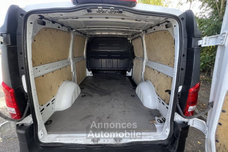 Mercedes Vito III 114 2.0 CDI 136ch Pro 9G-TRONIC 1erMain 15,000Kms Clim GPS Caméra 20,000euro H.T. TVA20% - <small></small> 24.000 € <small>TTC</small> - #10