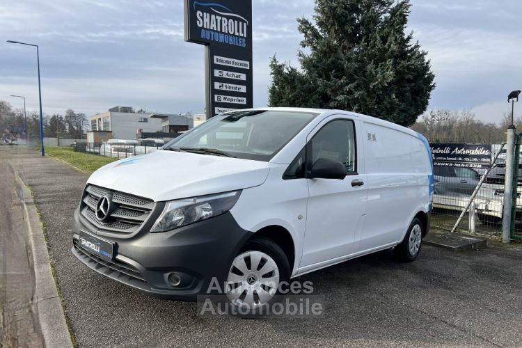 Mercedes Vito III 114 2.2 CDI 136ch 3Places 1erMain GPS Caméra 11,250€ H.T. - <small></small> 13.500 € <small>TTC</small> - #1