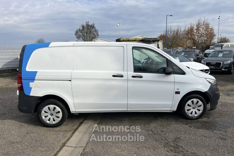 Mercedes Vito III 114 2.2 CDI 136ch 3Places 1erMain GPS Caméra 11,250€ H.T. - <small></small> 13.500 € <small>TTC</small> - #7