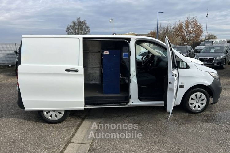 Mercedes Vito III 114 2.2 CDI 136ch 3Places 1erMain GPS Caméra 11,250€ H.T. - <small></small> 13.500 € <small>TTC</small> - #9