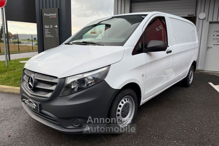 Mercedes Vito Mercedes Fourgon 114 2.2 CDi 136ch Compact Propulsion BVM6 1ère main TVA RECUP 3 places Clim Audio 15 avec BlueTooth Radar de recul Phares Auto Régula - <small></small> 20.990 € <small>TTC</small> - #1