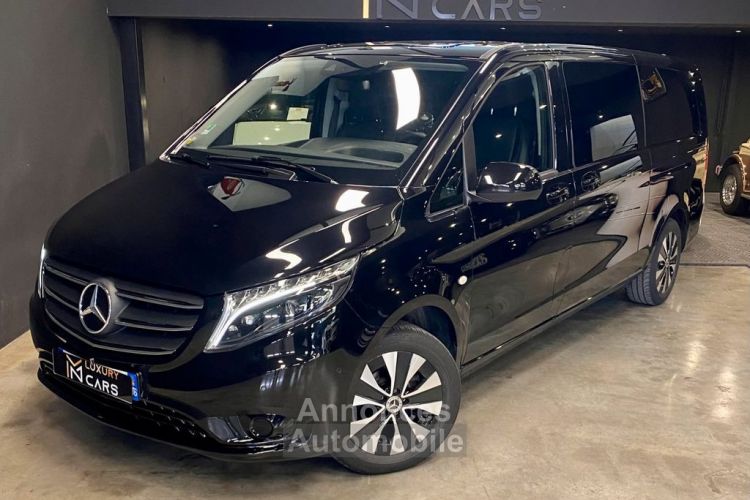 Mercedes Vito Mercedes tourer 4 matic first 116 cdi 9 places - <small></small> 69.990 € <small>TTC</small> - #1