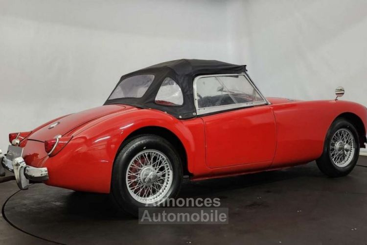 MG MGA A 1500 - <small></small> 23.750 € <small>TTC</small> - #8