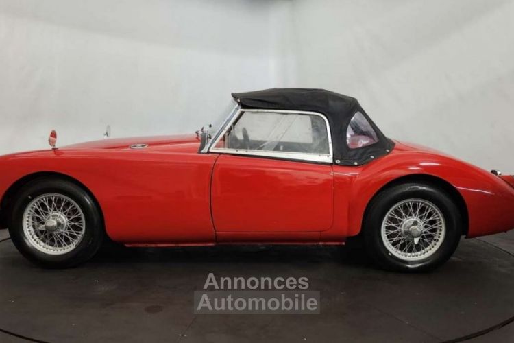 MG MGA A 1500 - <small></small> 23.750 € <small>TTC</small> - #22