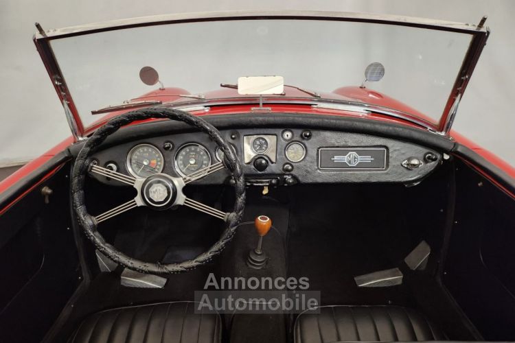 MG MGA A 1500 cabriolet - <small></small> 23.750 € <small>TTC</small> - #24