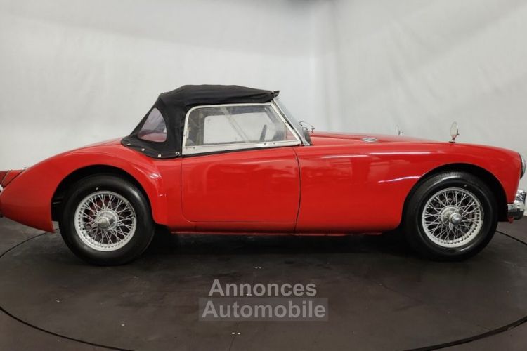 MG MGA A 1500 cabriolet - <small></small> 23.750 € <small>TTC</small> - #42