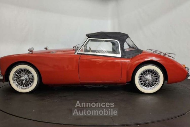 MG MGA A 1600 - <small></small> 33.500 € <small>TTC</small> - #23