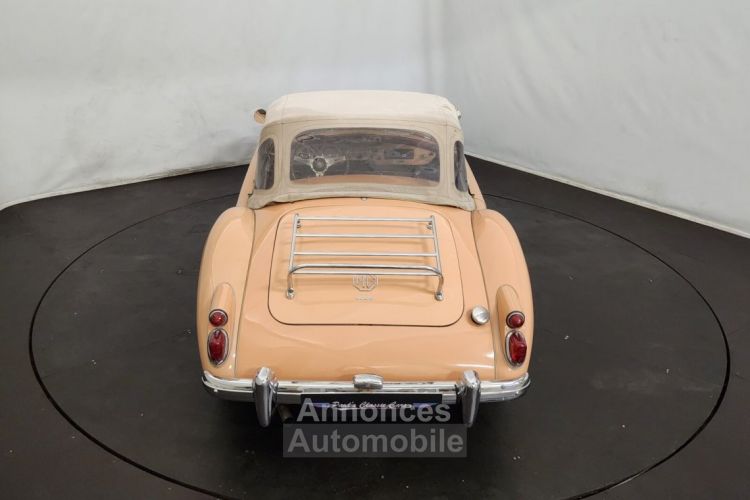 MG MGA A 1600 cabriolet - <small></small> 38.500 € <small>TTC</small> - #27