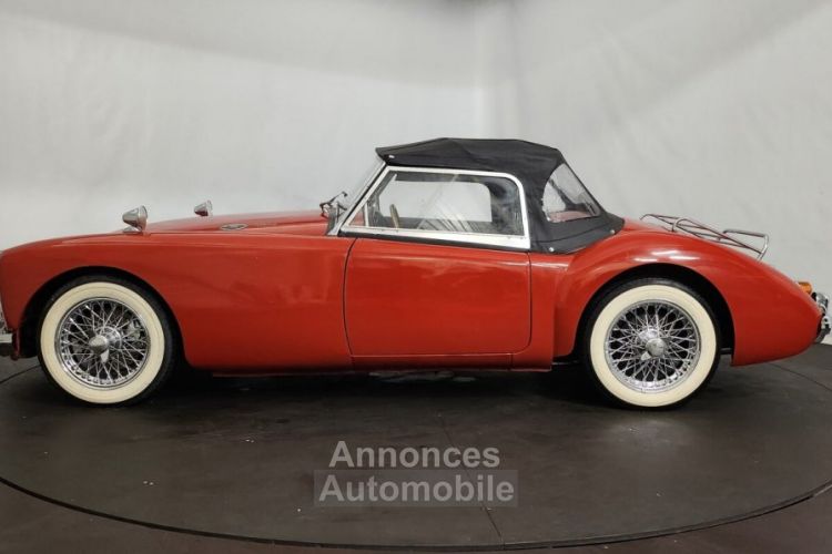 MG MGA A 1600 MK2 - <small></small> 33.500 € <small>TTC</small> - #17