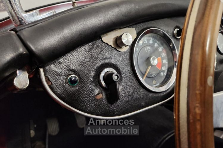 MG MGA A 1600 MK2 - <small></small> 33.500 € <small>TTC</small> - #35