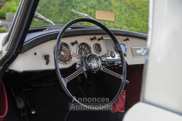 MG MGA Coupe - <small></small> 29.000 € <small>TTC</small> - #11