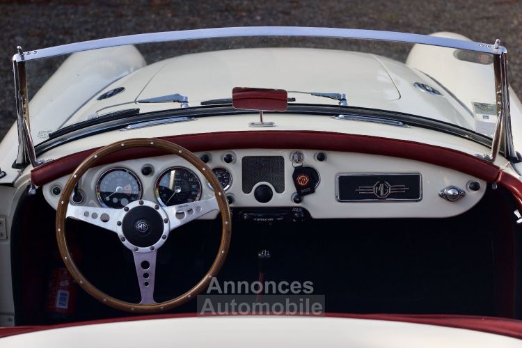 MG MGA Entièrement restaurée, Moteur MG B - <small></small> 34.000 € <small>TTC</small> - #5