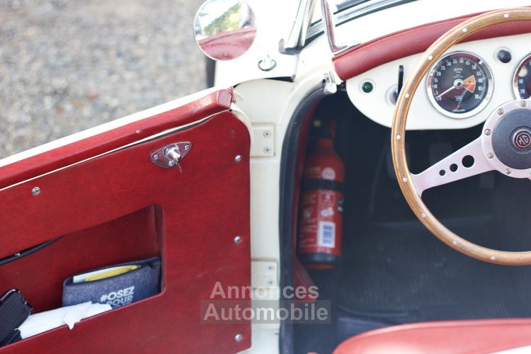 MG MGA Entièrement restaurée, Moteur MG B - <small></small> 34.000 € <small>TTC</small> - #21