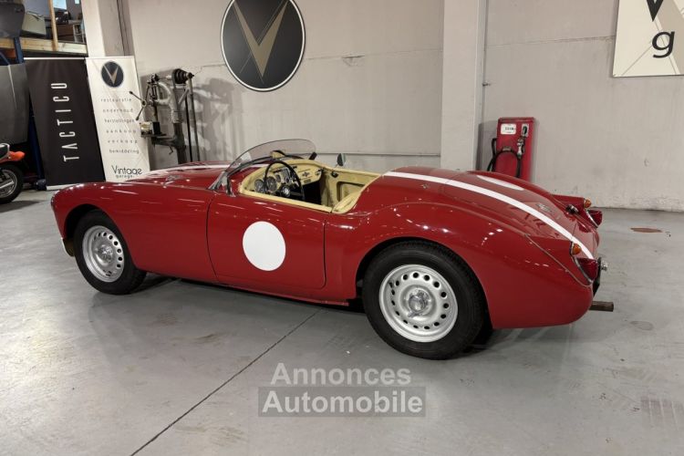 MG MGA Twincam - <small></small> 55.750 € <small>TTC</small> - #14