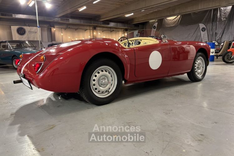 MG MGA Twincam - <small></small> 55.750 € <small>TTC</small> - #21