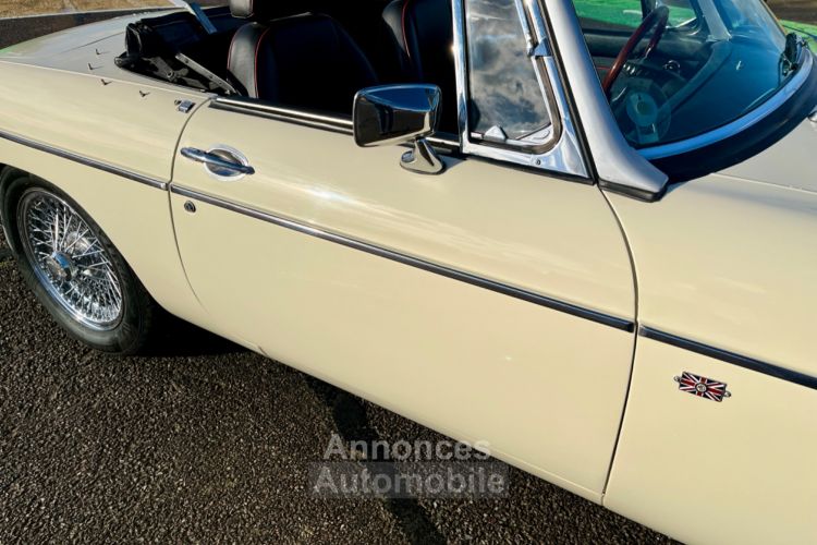 MG MGB - <small></small> 24.900 € <small>TTC</small> - #25