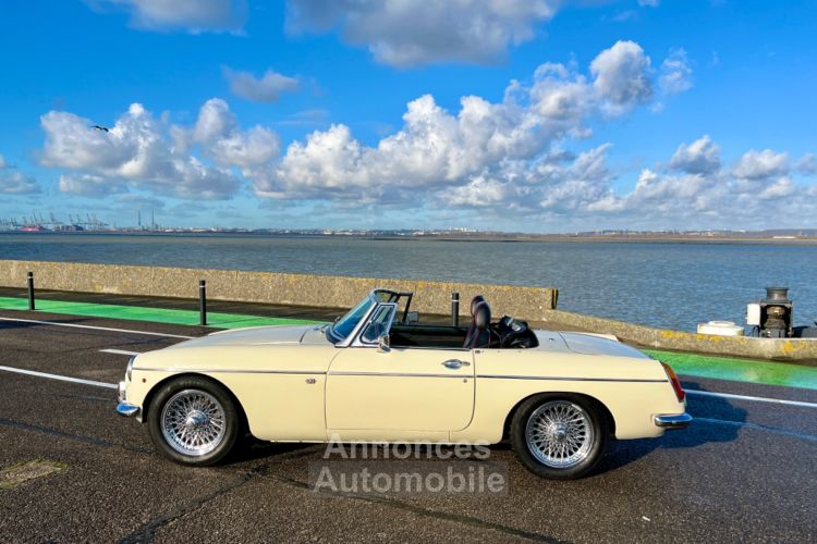 MG MGB - <small></small> 24.900 € <small>TTC</small> - #28