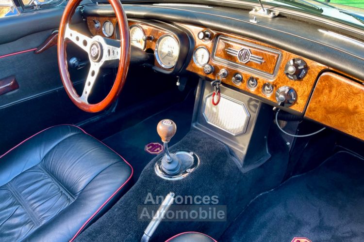 MG MGB - <small></small> 24.900 € <small>TTC</small> - #50