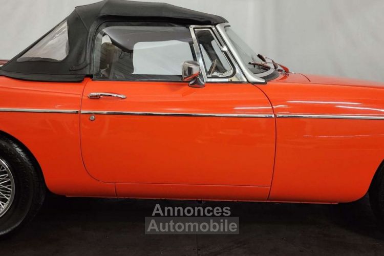 MG MGB B - <small></small> 26.000 € <small>TTC</small> - #19