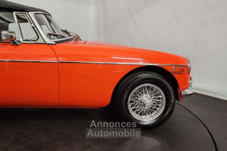 MG MGB B - <small></small> 26.000 € <small>TTC</small> - #20