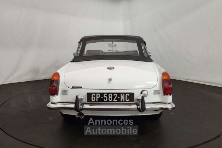 MG MGB B - <small></small> 25.000 € <small>TTC</small> - #12