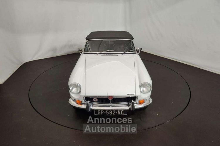 MG MGB B - <small></small> 25.000 € <small>TTC</small> - #15