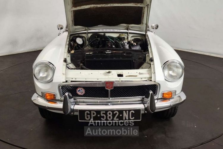 MG MGB B - <small></small> 25.000 € <small>TTC</small> - #52