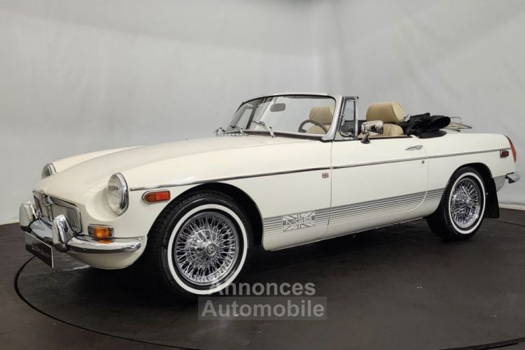 MG MGB B cabriolet - <small></small> 29.900 € <small>TTC</small> - #2