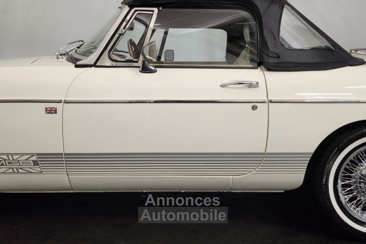 MG MGB B cabriolet - <small></small> 29.900 € <small>TTC</small> - #17