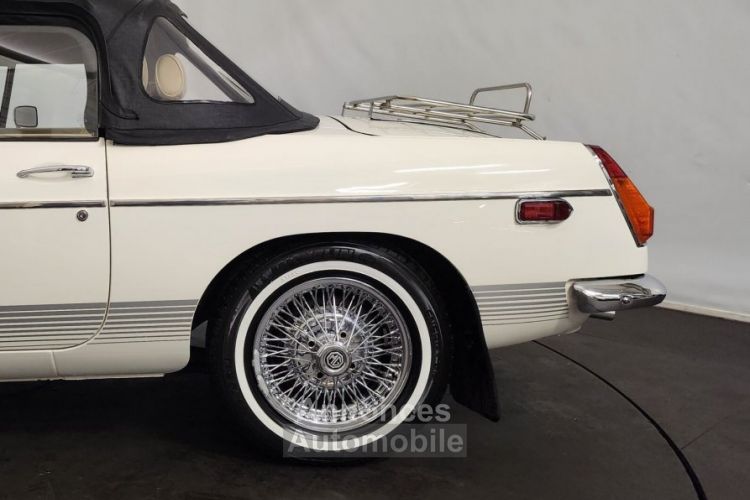 MG MGB B cabriolet - <small></small> 29.900 € <small>TTC</small> - #18